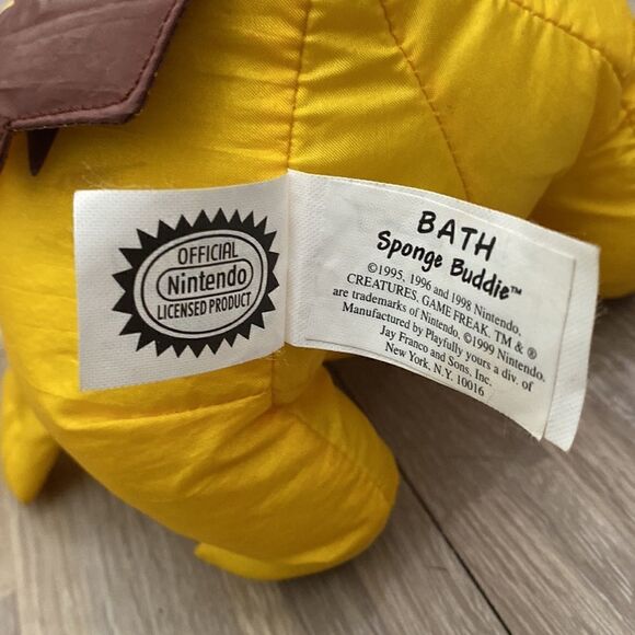 Vintage Pokémon Nintendo Pikachu gotta catch’em all plush figure display car - Picture 5 of 9